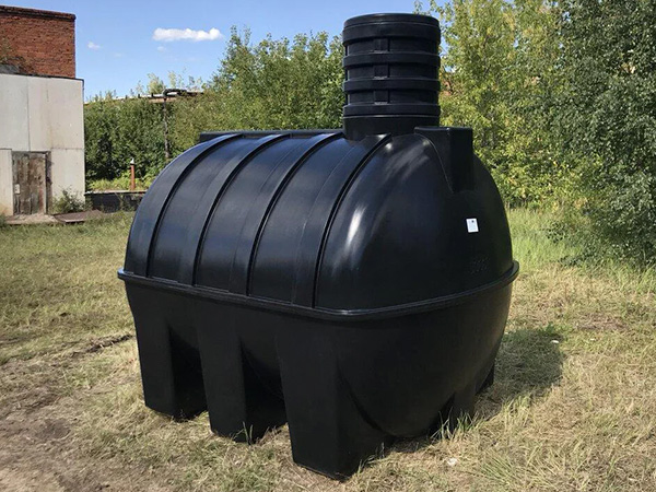 Емкость для нефтепродуктов из пластика