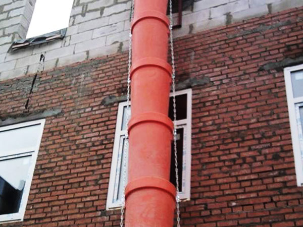 пластиковый строительный мусоросброс