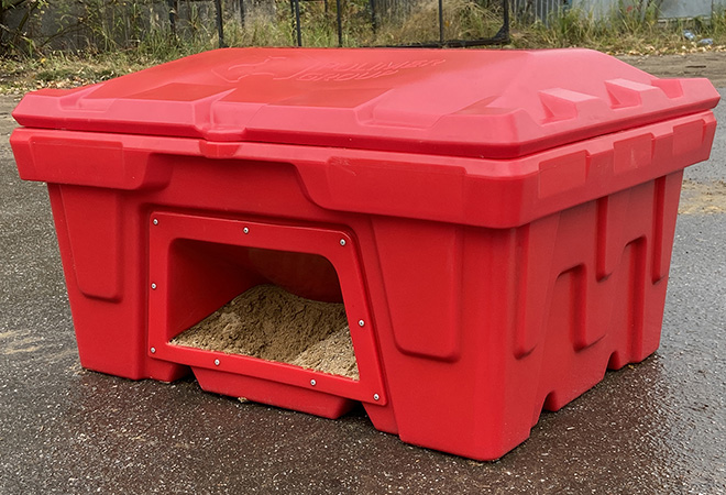Пожарный пластиковый ящик для песка – безупречен во всех смыслах