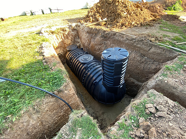 Пластиковая емкость накопительная