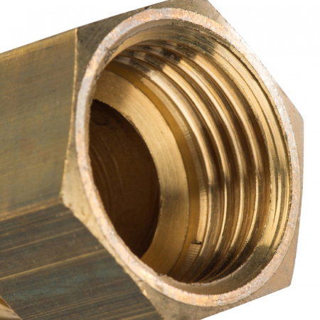 штуцер елочка с внутренней резьбой фото 3